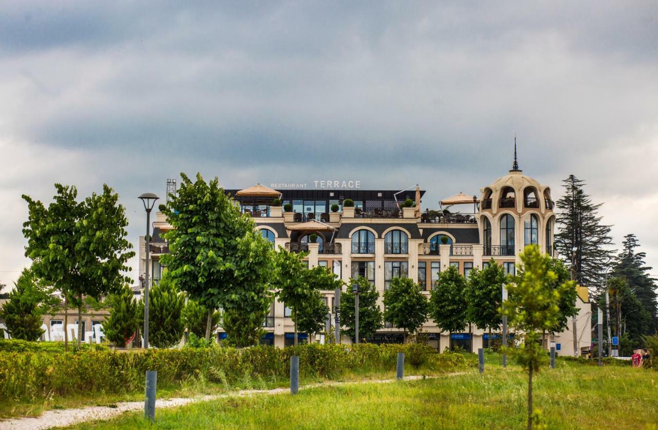 Garden Palace Zugdidi Bagian luar foto